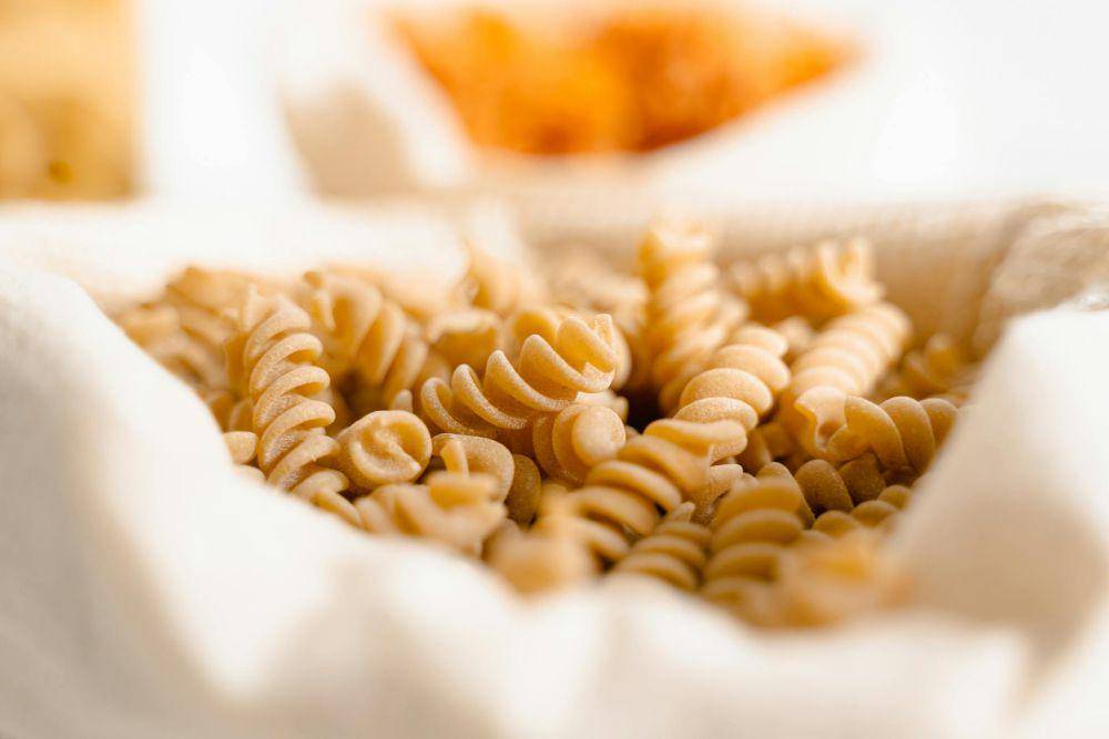 ilustrasi fusilli (pexels.com/MART PRODUCTION)