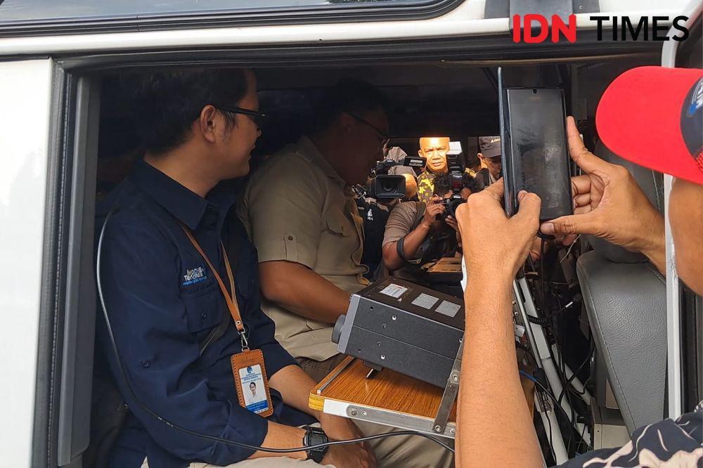 Cek Sinyal! Wamen Angga Prabowo Pastikan Internet Lancar di Stasiun