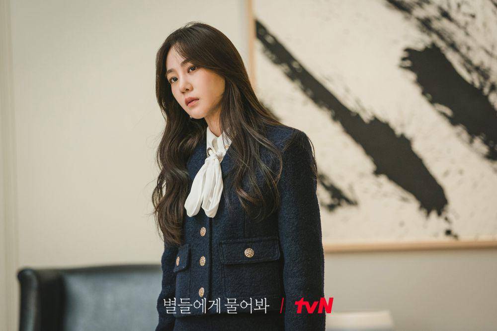 cuplikan peran Han Ji Eun di When the Stars Gossip (dok. TVN/When the Stars Gossip)
