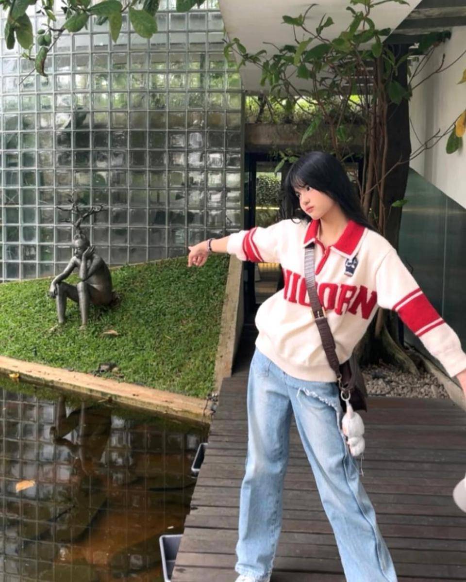 casual style ala Jazzlyn Trisha JKT48 (instagram.com/jkt48.trisha)