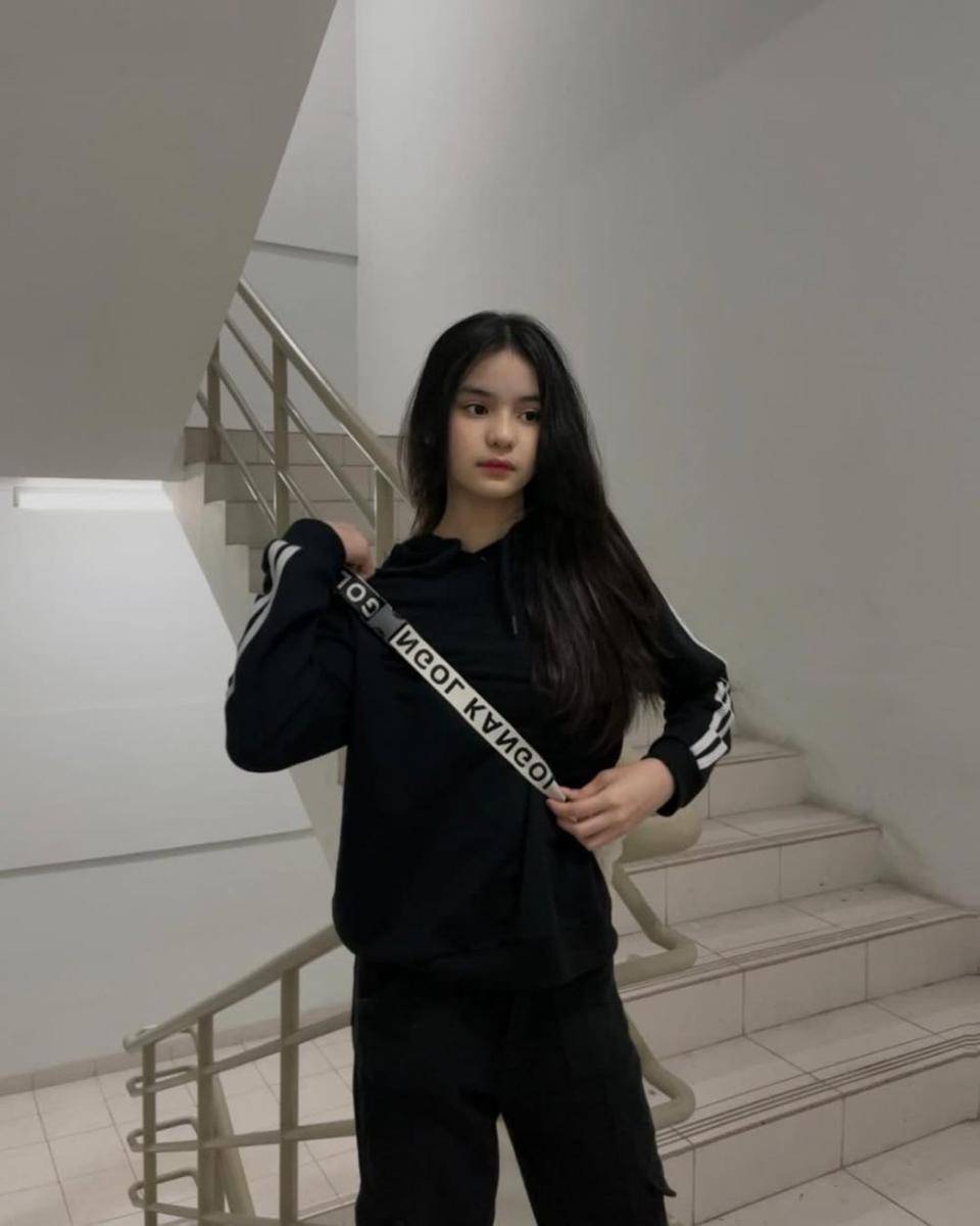 casual style ala Jazzlyn Trisha JKT48 (instagram.com/jkt48.trisha)