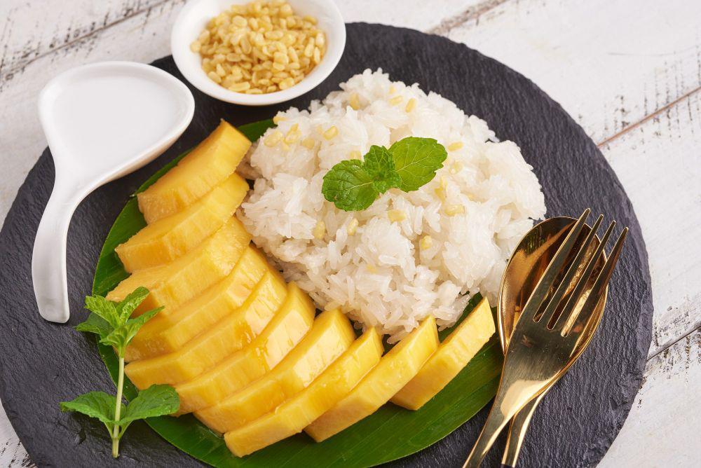 Kenapa Mango Sticky Rice Jadi Makanan Populer di Thailand?