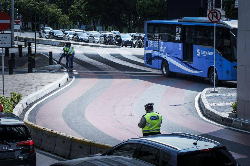 Ilustrasi Transjakarta BRT (unsplash.com/Hendra Jn)