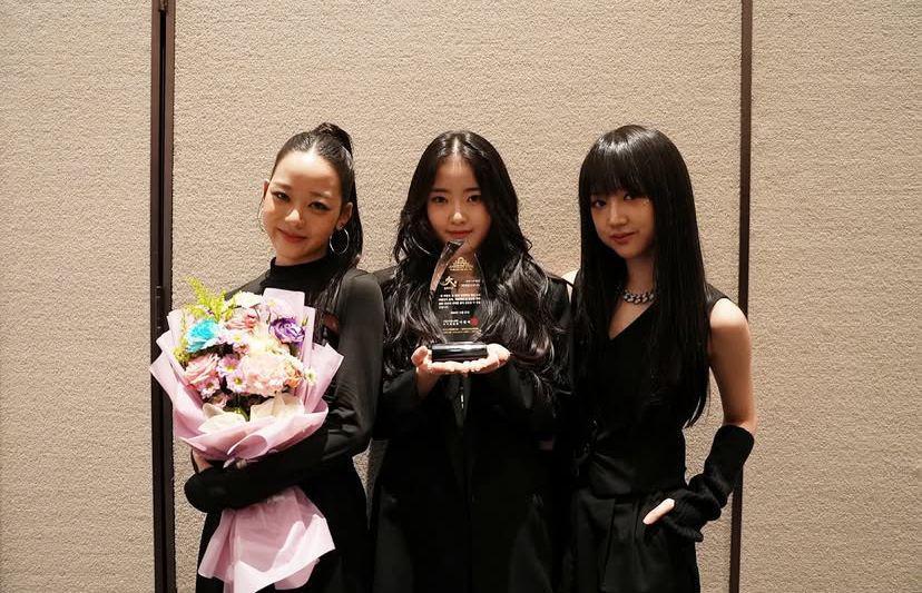Agensi Umumkan VVUP Comeback dengan Member Baru Usai Ditinggal Leader