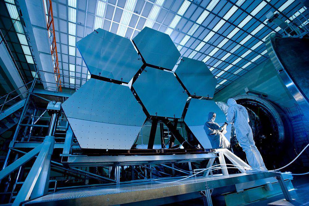 ilustrasi teleskop canggih (commons.wikimedia.org/NASA)