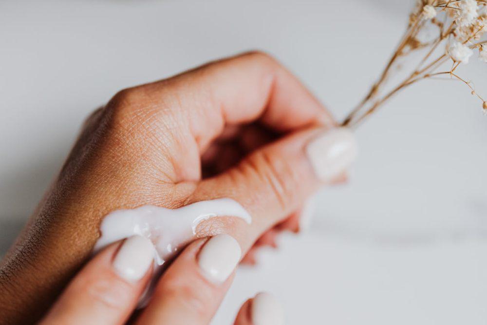 8 Skincare Ingredients 2024 Buat Si Pejuang Flek Hitam