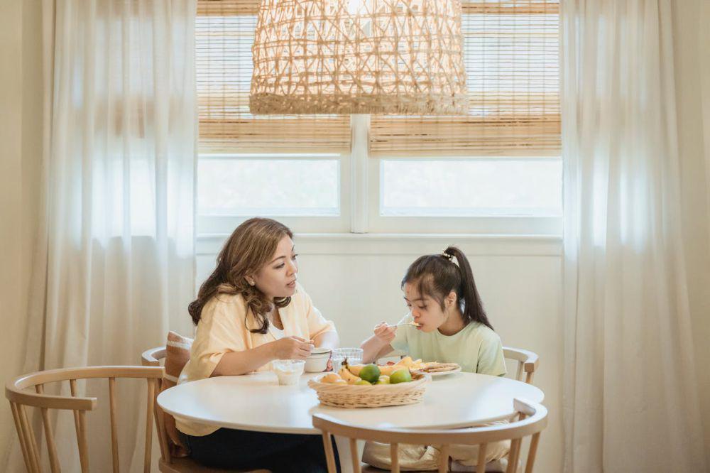 ilustrasi anak makan (pexels.com/Nicola Barts)