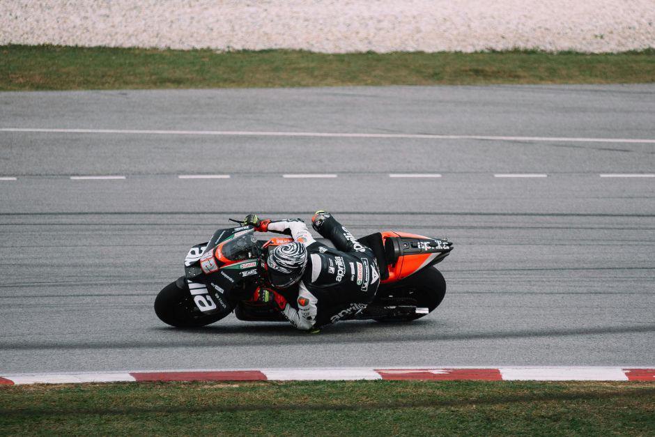 Merekap 10 Musim Perjalanan Aprilia di MotoGP, Ada Peran Espargaro