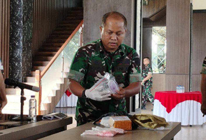Kodam I/BB Temukan 2 Bungkus Ekstasi di Loket Bus pada Hari Natal