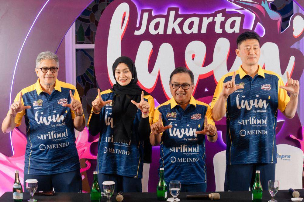 Menjelang kompetisi voli terbesar di Indonesia, Proliga 2025, Bank Mandiri secara resmi mengumumkan susunan tim voli putri profesional Jakarta Livin’ Mandiri (JLM). (Dok. Mandiri)