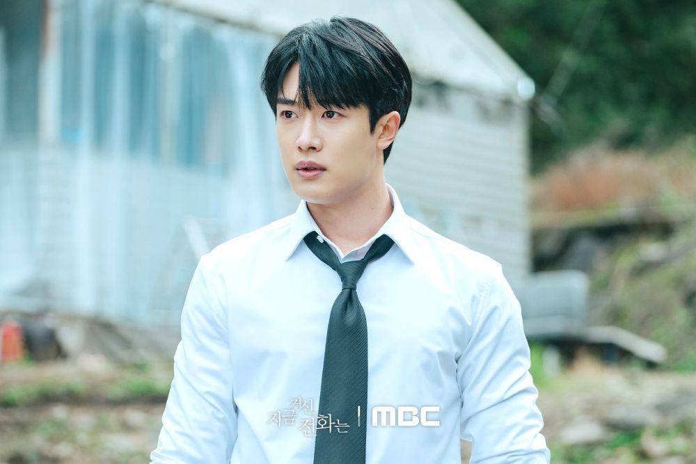 Park Do Jae (Choi Woo Jin) drama When the Phone Rings (instagram.com/mbcdrama_now)