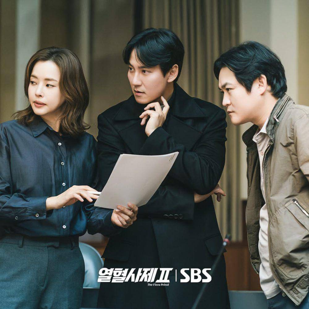 still cut drama Korea The Fiery Priest 2 (instagram.com/sbsdrama.official)