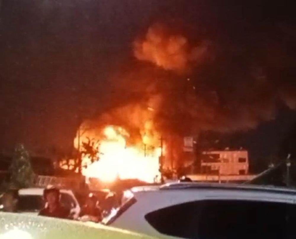 Gedung Rektorat UIN Jakarta Kebakaran, 10 Mobil Damkar Diterjunkan