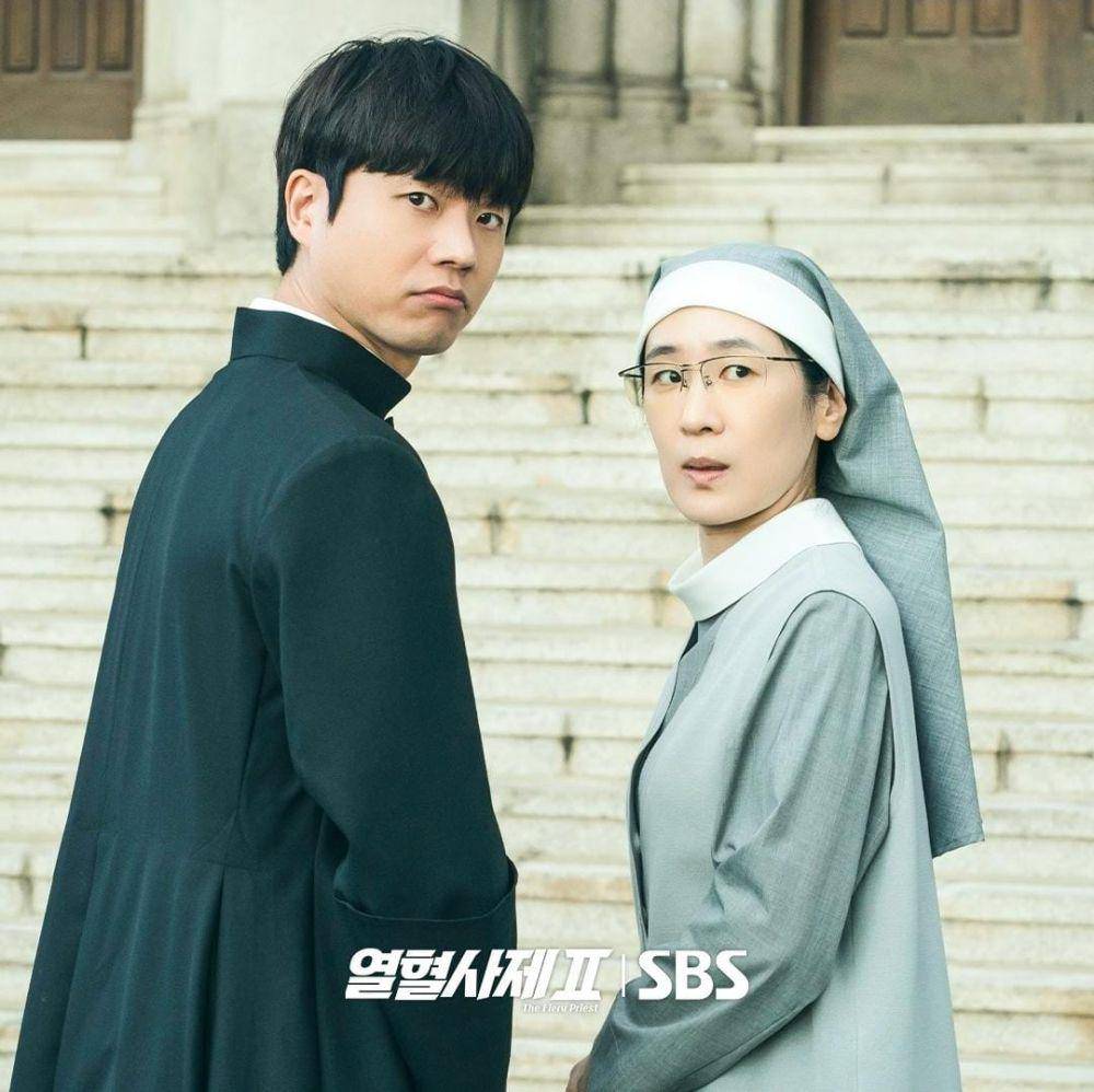 Jeon Sung Woo dan Baek Ji Won di drama The Fiery Priest 2 (instagram.com/sbsdrama.official)