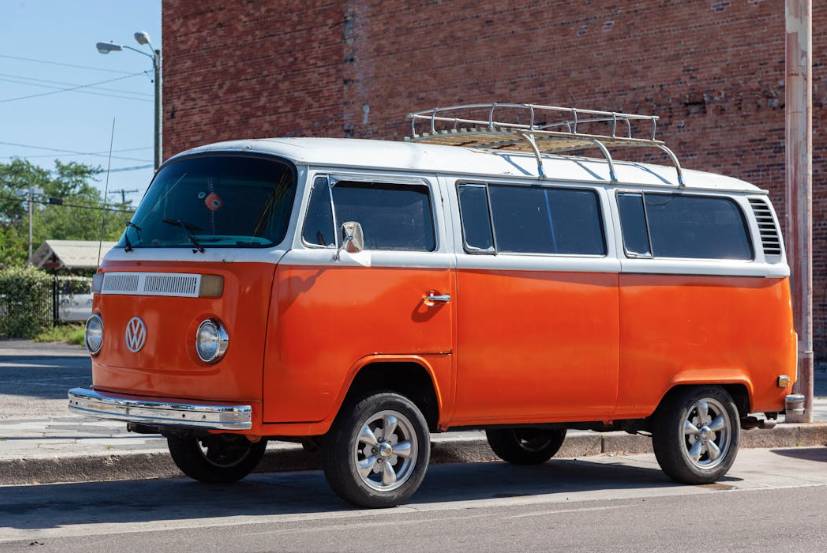 Volkswagen Combi (Pexels/Ronald Slaton)