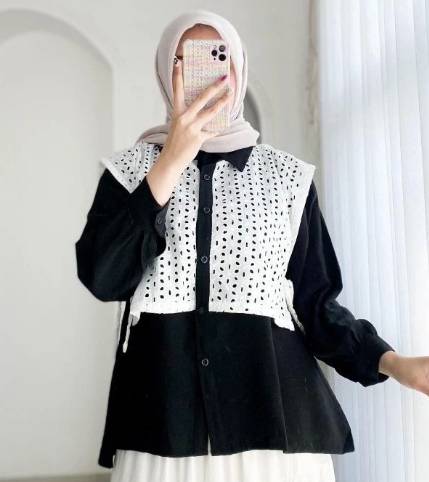 Dafania Top Blouse Wanita (shopee.co.id/KASYFA OFFICIAL)