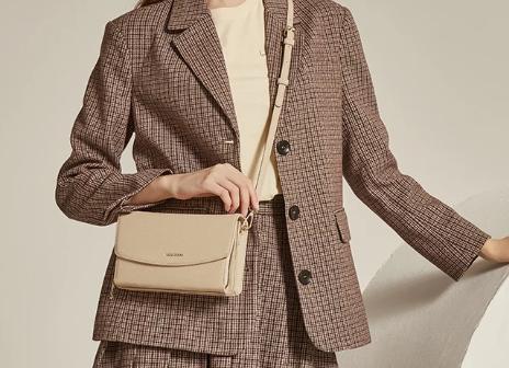 5 Sling Bag Wanita Terbaik dari Mossdoom, Stylish dan Praktis!