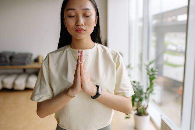 Ilustrasi teknik mindful breathing(Pexel.com/Yan Krukau)