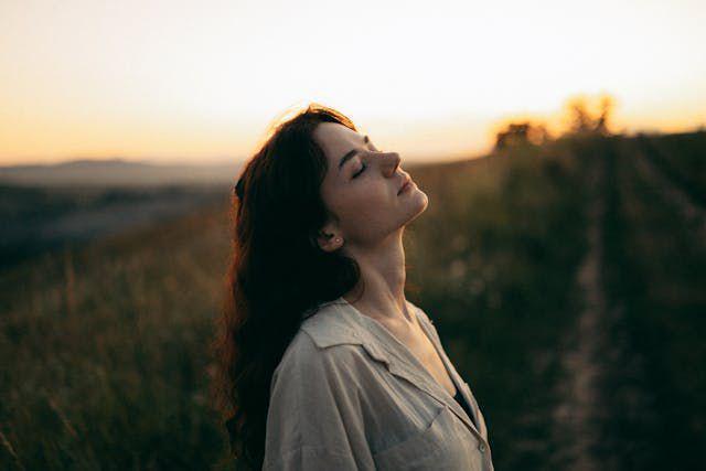5 Teknik Mindful Breathing yang Ampuh untuk Lepas dari Stres