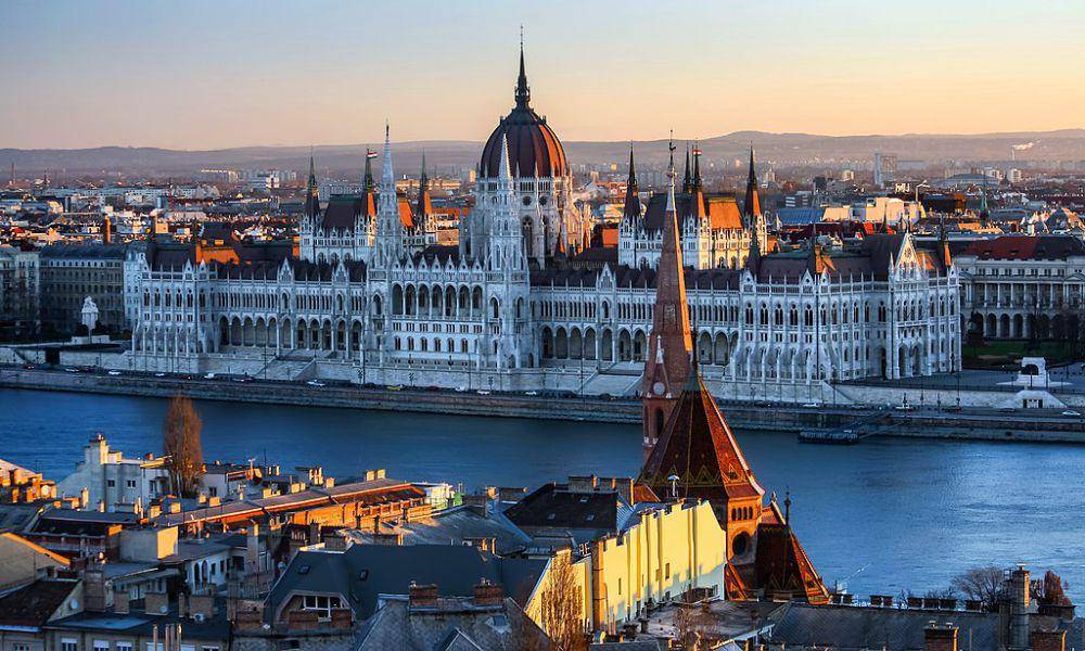 ilustrasi Budapest (commons.wikimedia.org/Jorge Franganillo)