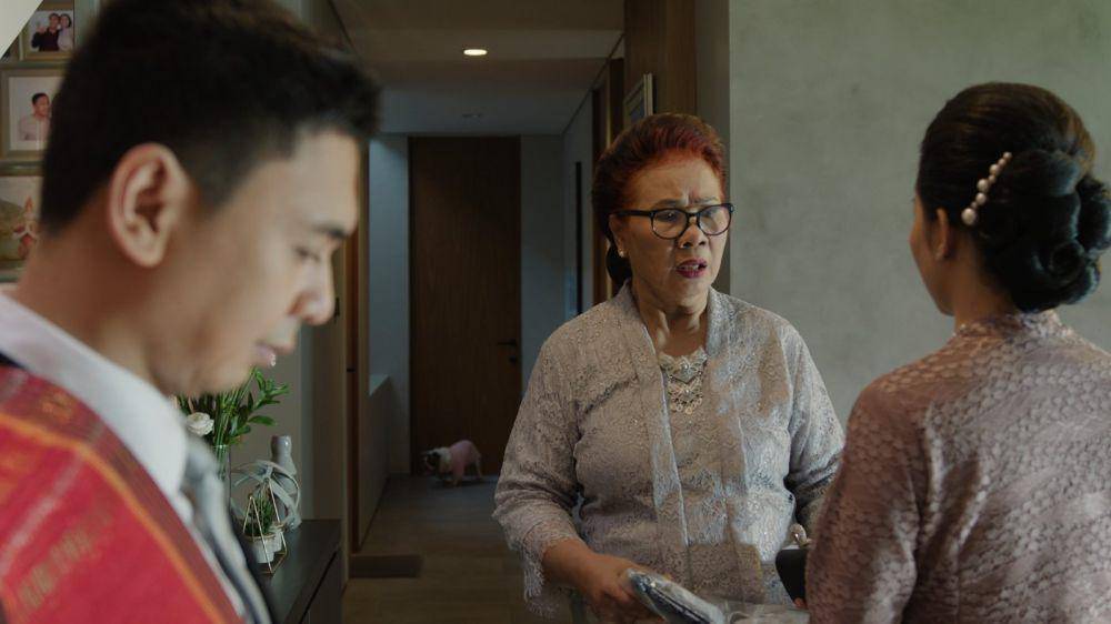 Scene di film Catatan Harian Menantu Sinting.(dok.Soraya Intercine Films/Catatan Harian Menantu Sinting)