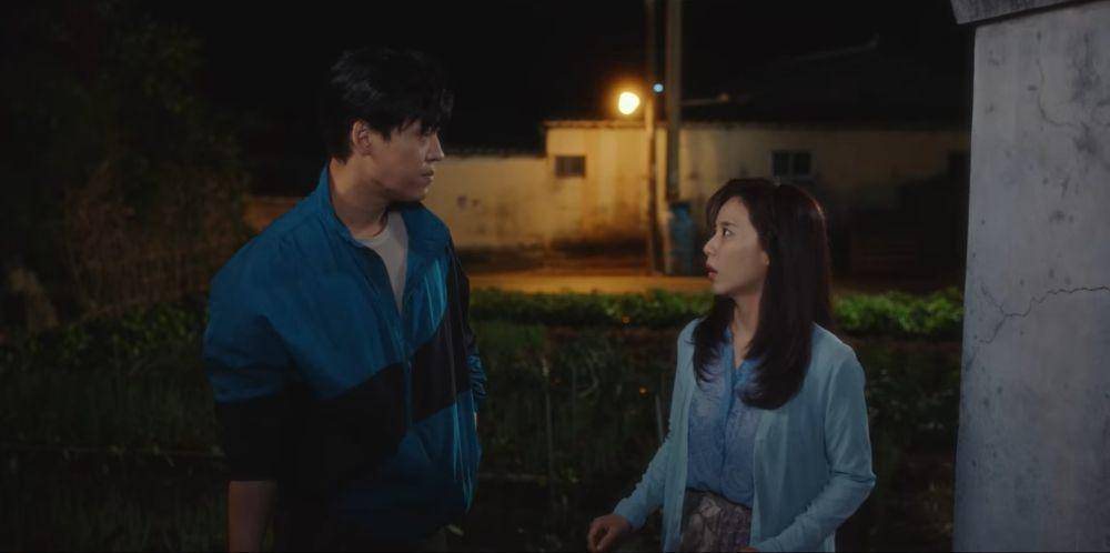 Choi Jae Rim dan Hong Ji Hee di drama A Virtuous Business (Dok. Netflix/A Virtuous Business)