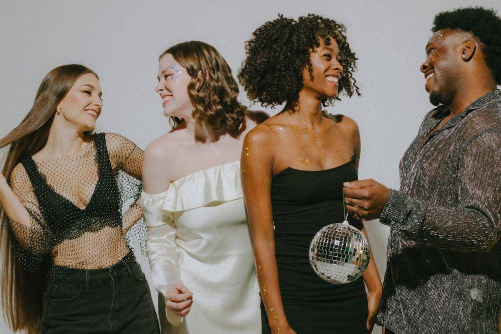 Ilustrasi disco party (pexels.com/Nino Sanger)