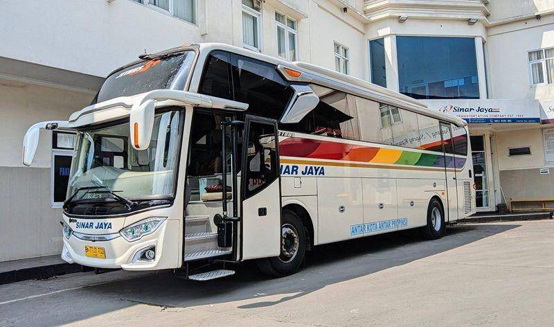 potret bus Sinar Jaya (facebook.com/Mardedi)