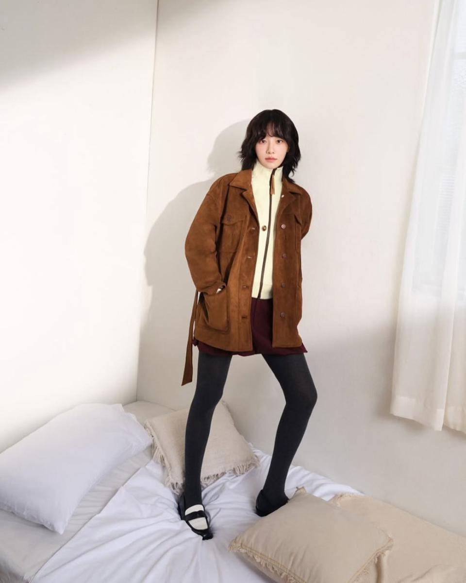 mix and match ala Park Gyu Young (instagram.com/@lavieenbluu)