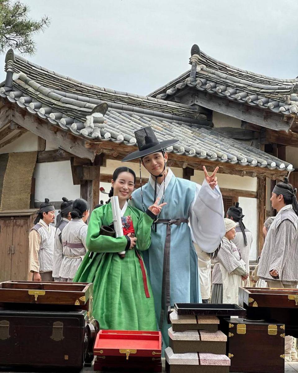 pemeran The Tale of Lady Ok dibalik layar (instagram.com/limjjy2)