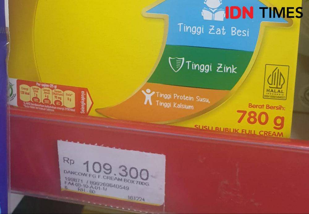 Harga susu Dancow di Alfamart per 28 Desember 2024 (IDN Times/Uni Lubis)