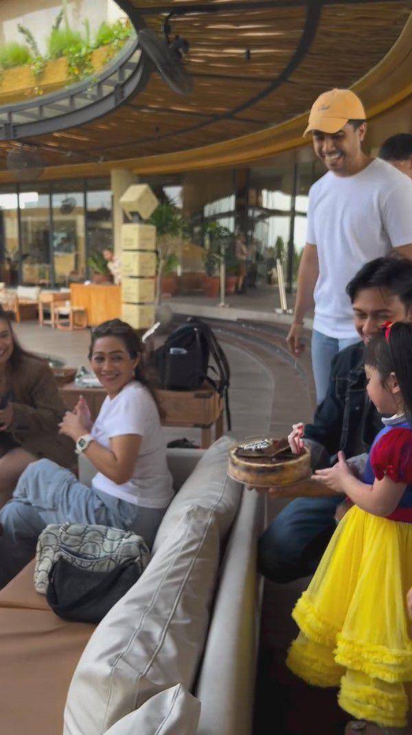 potret kejutan ulang tahun ibu mertua Felicya Angelista (instagram.com/felicyangelista_)