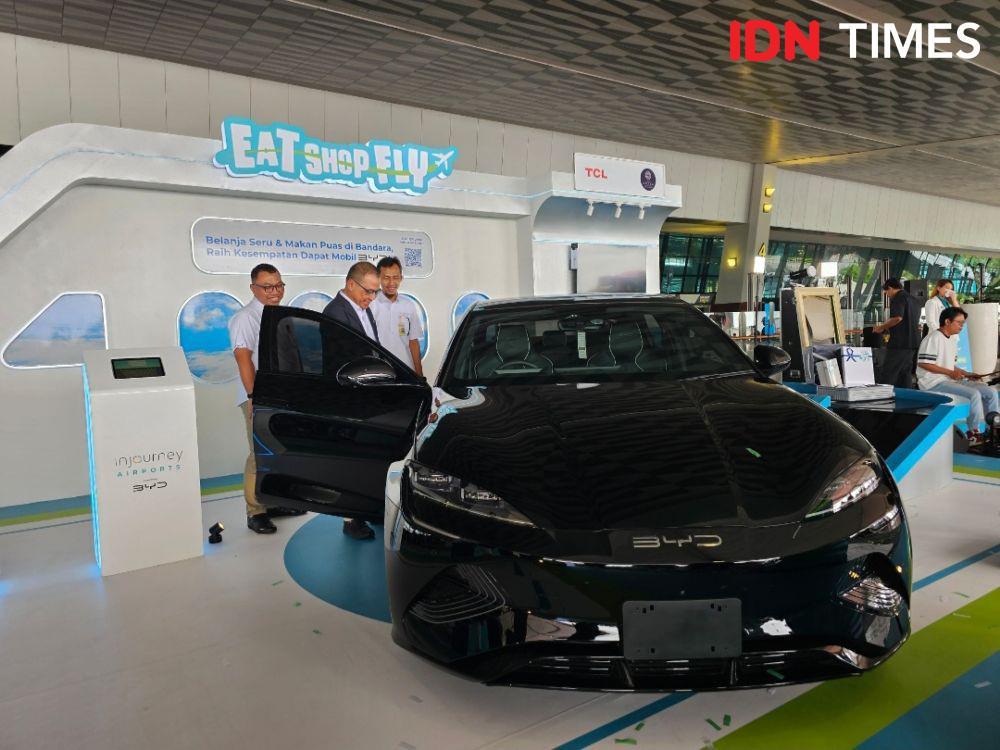Makan dan Belanja di Bandara Soetta, Bisa Dapat Mobil Listrik