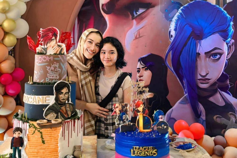 7 Dekorasi Ulang Tahun Bilqis Anak Ayu Ting Ting, Tema Game Online!