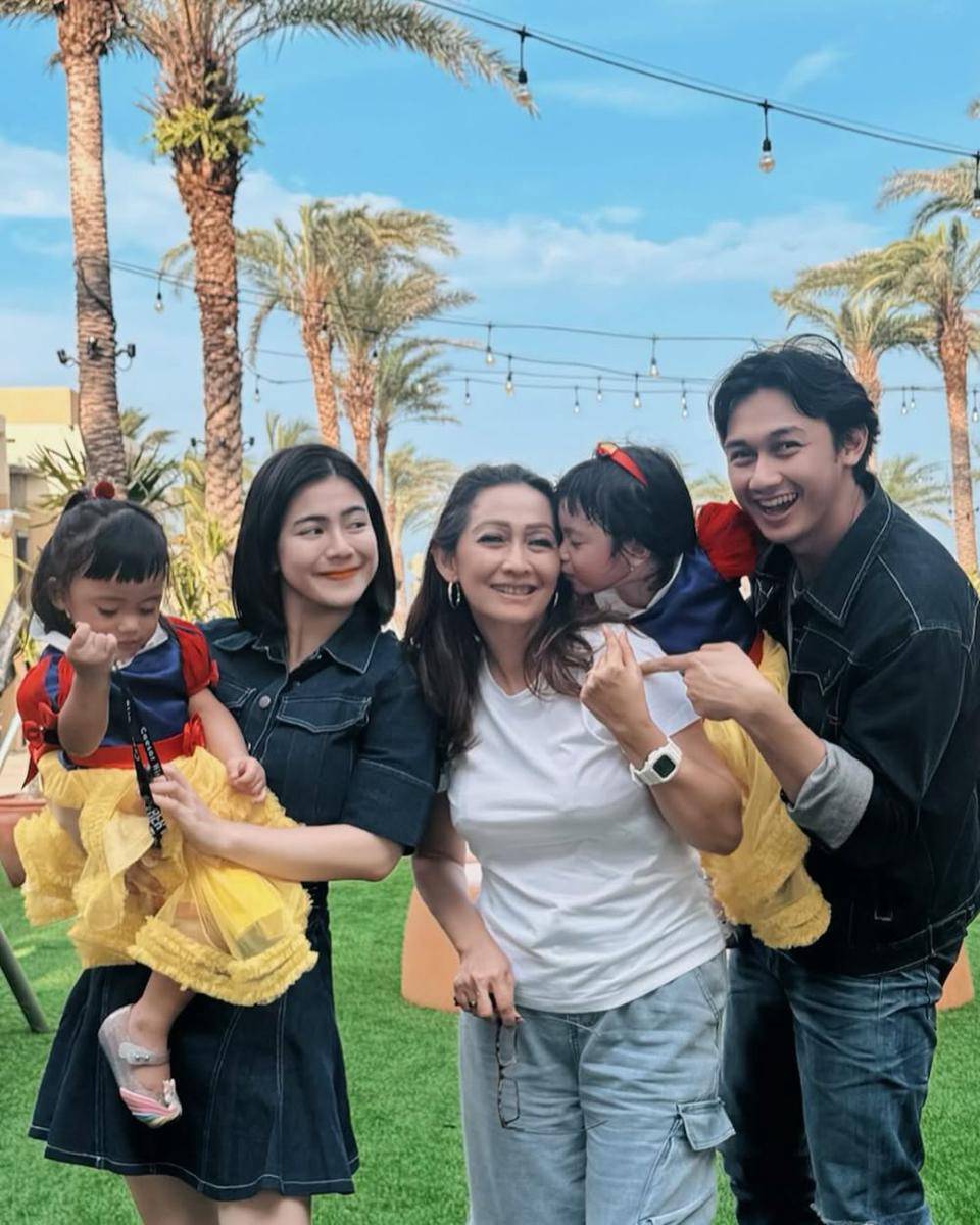 potret kejutan ulang tahun ibu mertua Felicya Angelista (instagram.com/felicyangelista_)