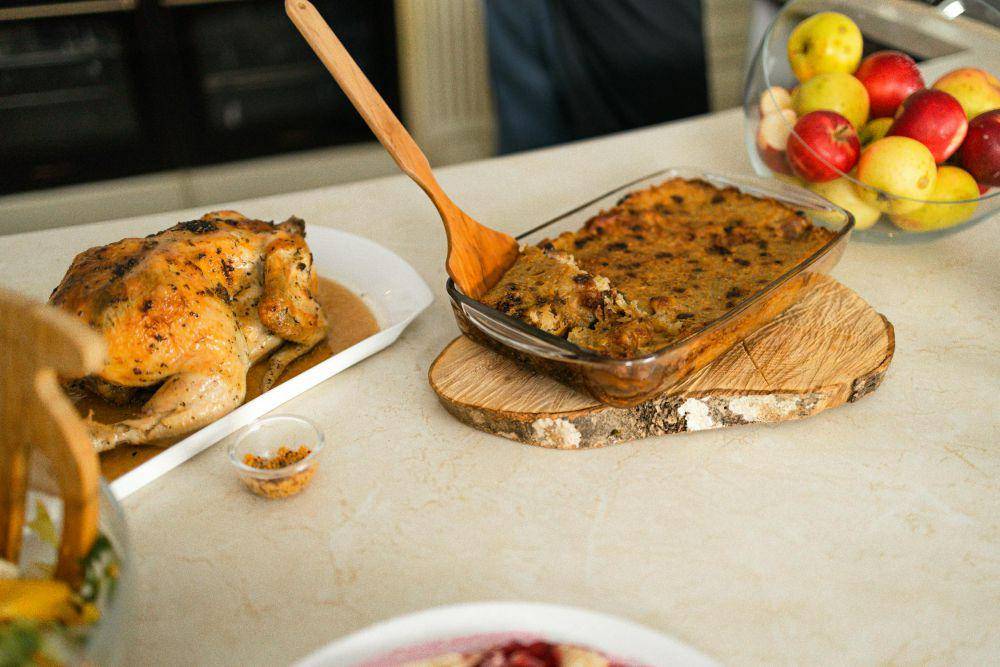 ilustrasi casserole (pexels.com/Maksim Goncharenok)