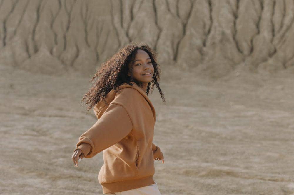 ilustrasi bahagia (pexels.com/cottonbro studio)