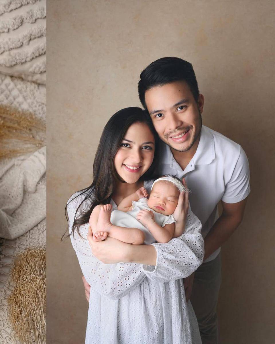 potret keluarga artis (instagram.com/jscmila)
