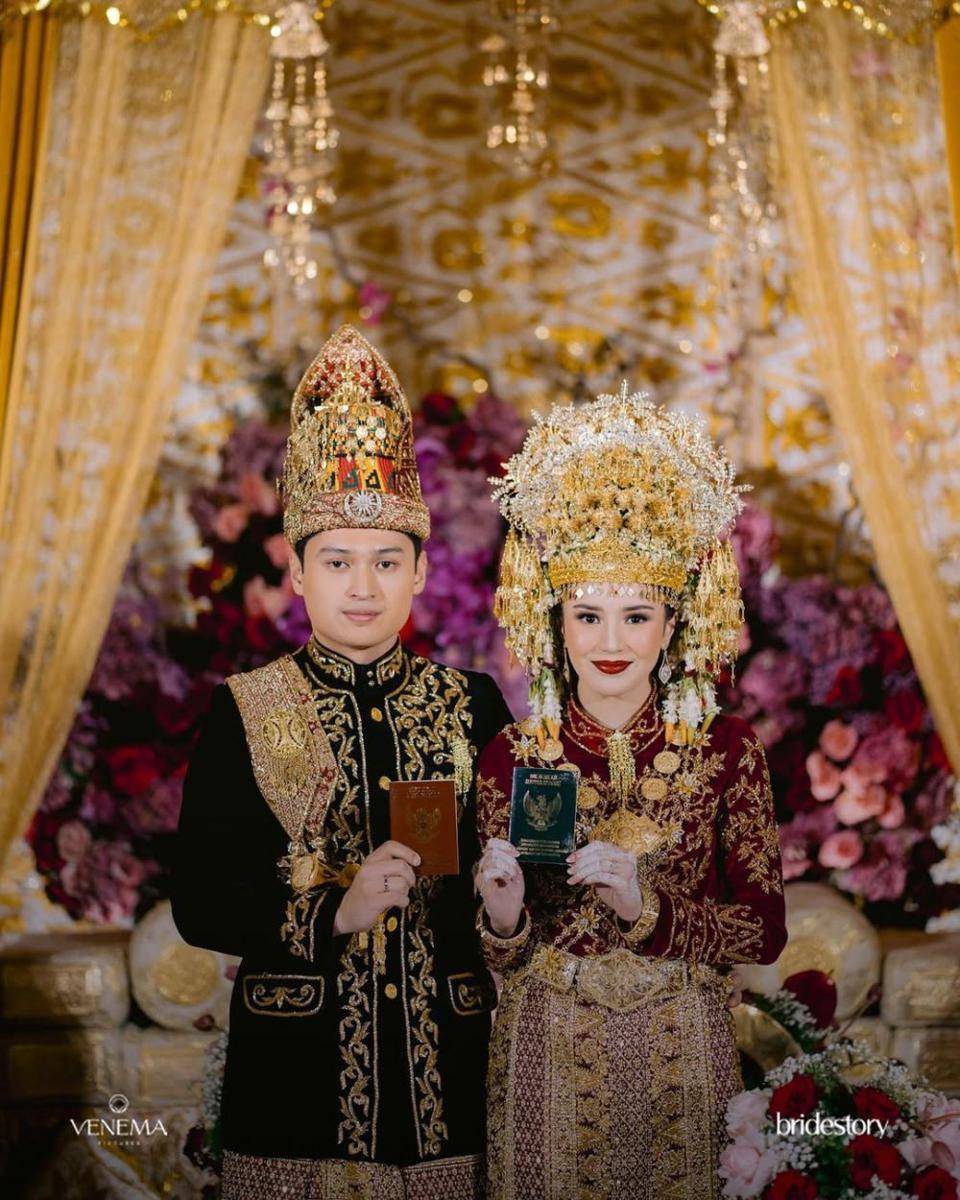 kebaya terbaik 2024 (instagram.com/bebytsabina)