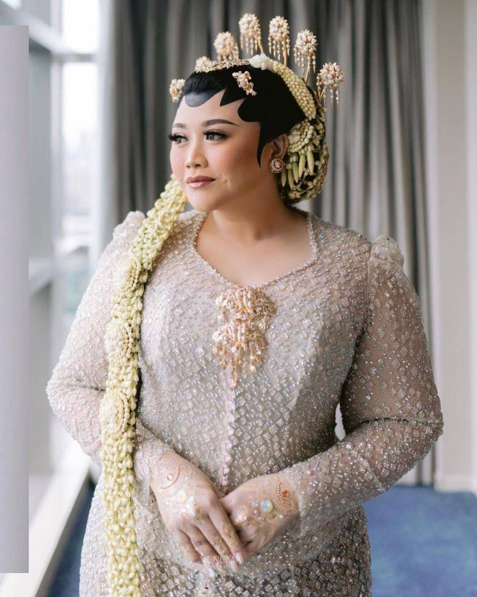 kebaya terbaik 2024 (instagram.com/clarissaputri_)