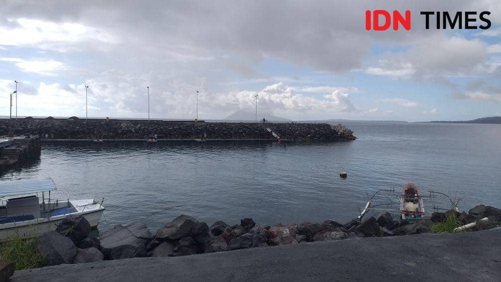 Cuaca berawan di Kota Manado, Sulawesi Utara. IDNTimes/Savi