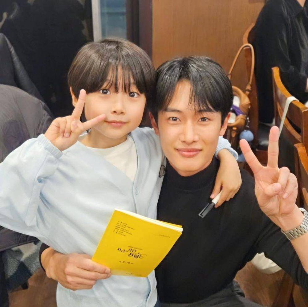 Park Da Eon dan Choi Woo Jin (instagram.com/gomgoyangi)