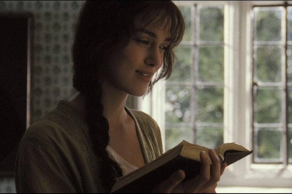 Keira Knightley dalam film Pride & Prejudice
