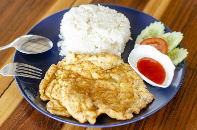 8 Pasangan Menyantap Nasi dan Telur Dadar, Gak Harus Mahal!