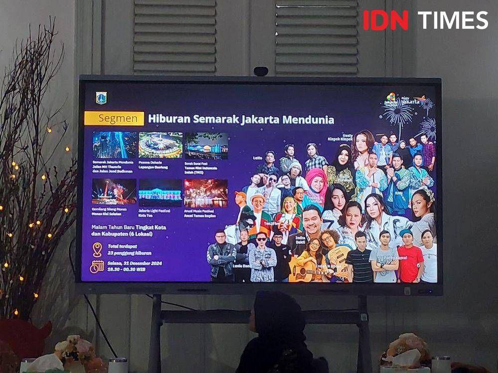 Rangkaian acara puncak pergantian tahun 2025 di Jakarta. (IDN Times/Santi Dewi)