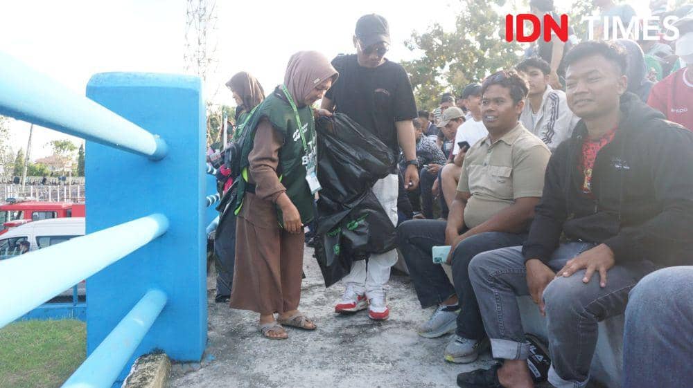 Misi Pegadaian Wujudkan Lingkungan Sepak Bola Bersih dan Indah