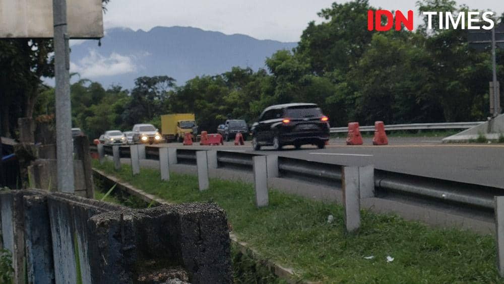 Suasana Tol Jagorawi di KM 47 keluar Gerbang Ciawi. (Linna Susanti/IDN Times).
