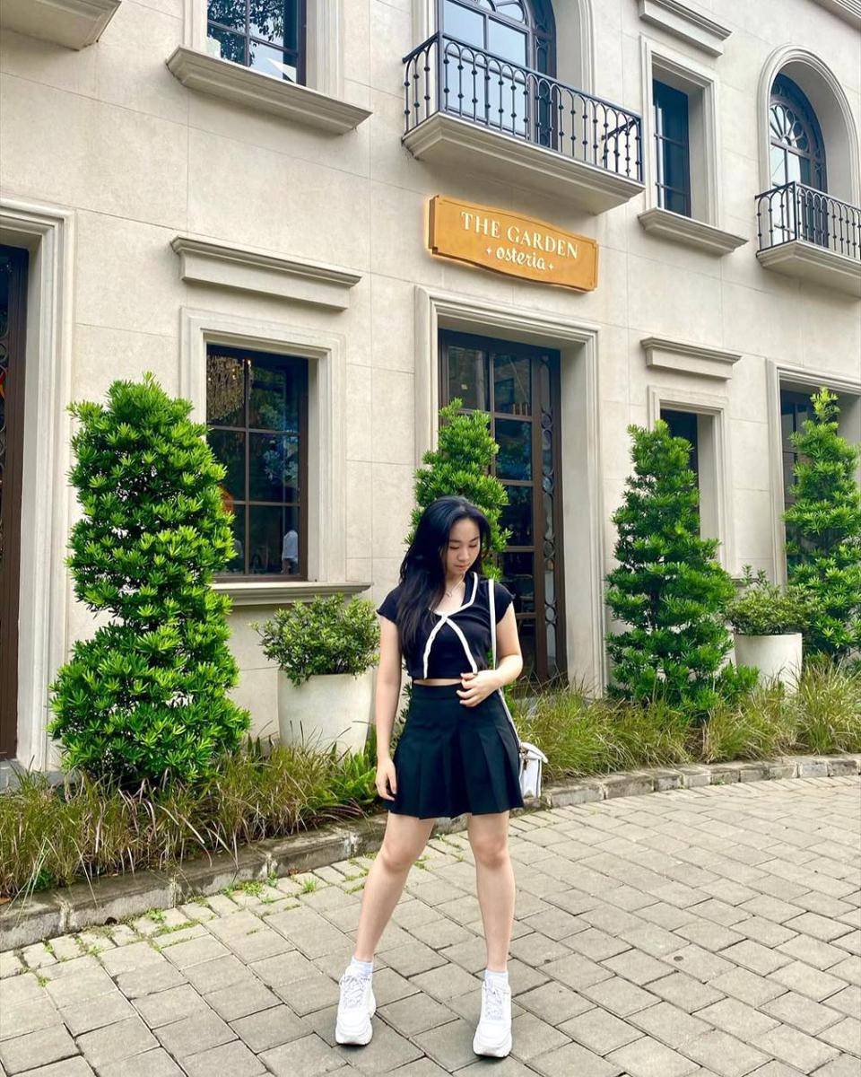 OOTD Jane Callista (instagram.com/janecallista)