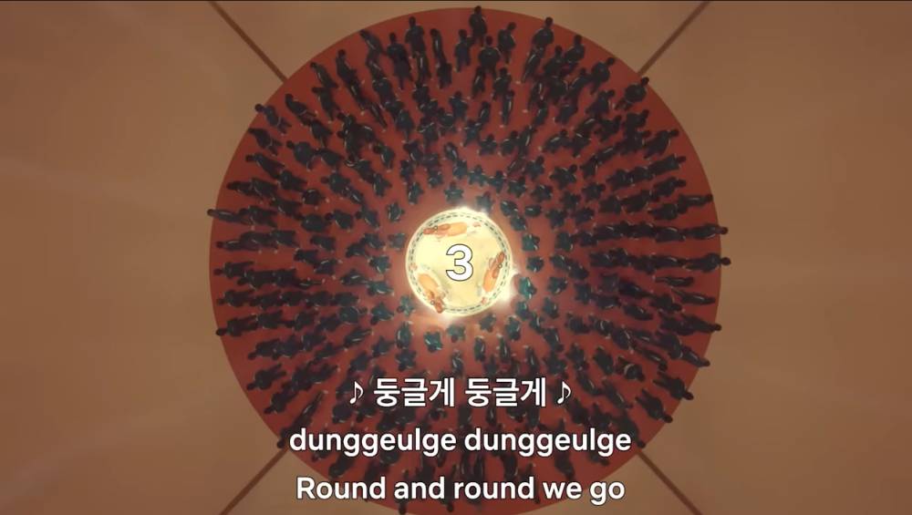 lagu Round and Round - Squid Game 2 (dok. Still Watching Netflix/Mingle Game Song “Round and Round” Lyric Video)