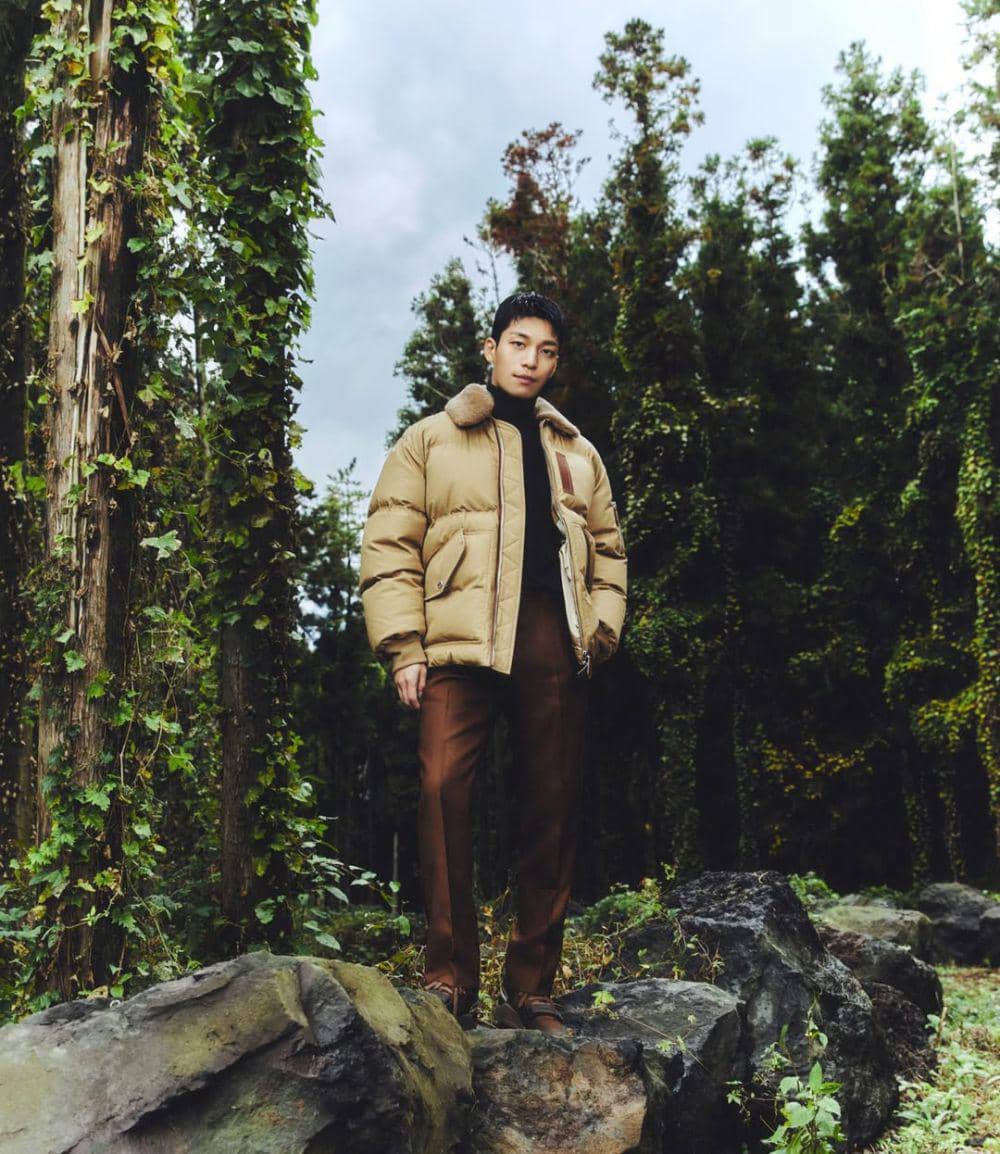 Outfit Nuansa Coklat ala Wi Ha Joon (Instagram.com/wi_wi_wi)